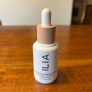 Ilia super serum skin tint